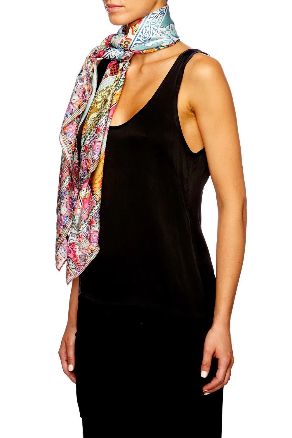 LARGE SQUARE SCARF SUNDAY BEST